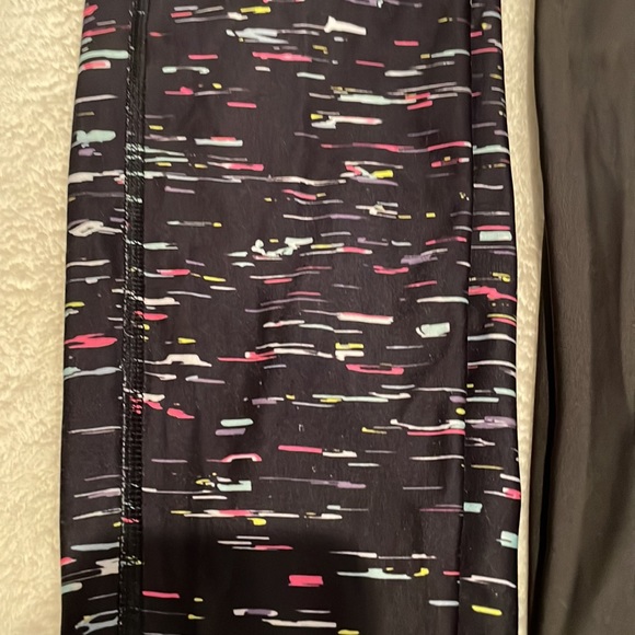 Under armour youth small capri pants - Picture 2 of 8